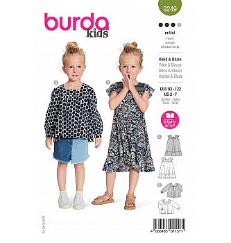 Kroj Dječjia haljina i bluza četvrtastim izrezom