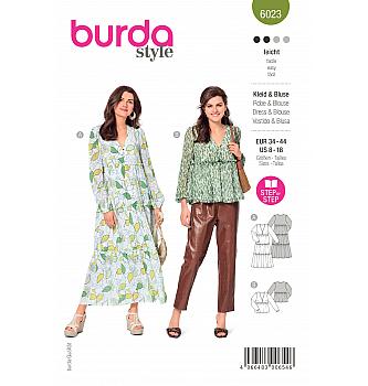 Kroj Obleka in bluza z nabori
