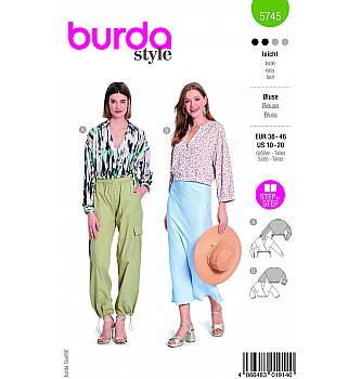 Kroj Bluza na preklop s spuščenimi rameni