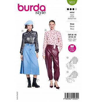 Kroj Bluza z dvema variantama ovratnika
