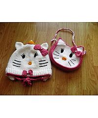 KVAČKANA USTVARJALNICA.SI Podložena kapica in copatki Hello Kitty + torbica Hello Kiity 